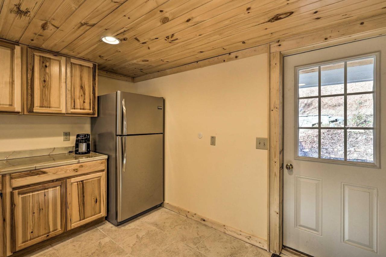 Quaint Appalachian Getaway About 2 Mi To Boone! Exterior photo